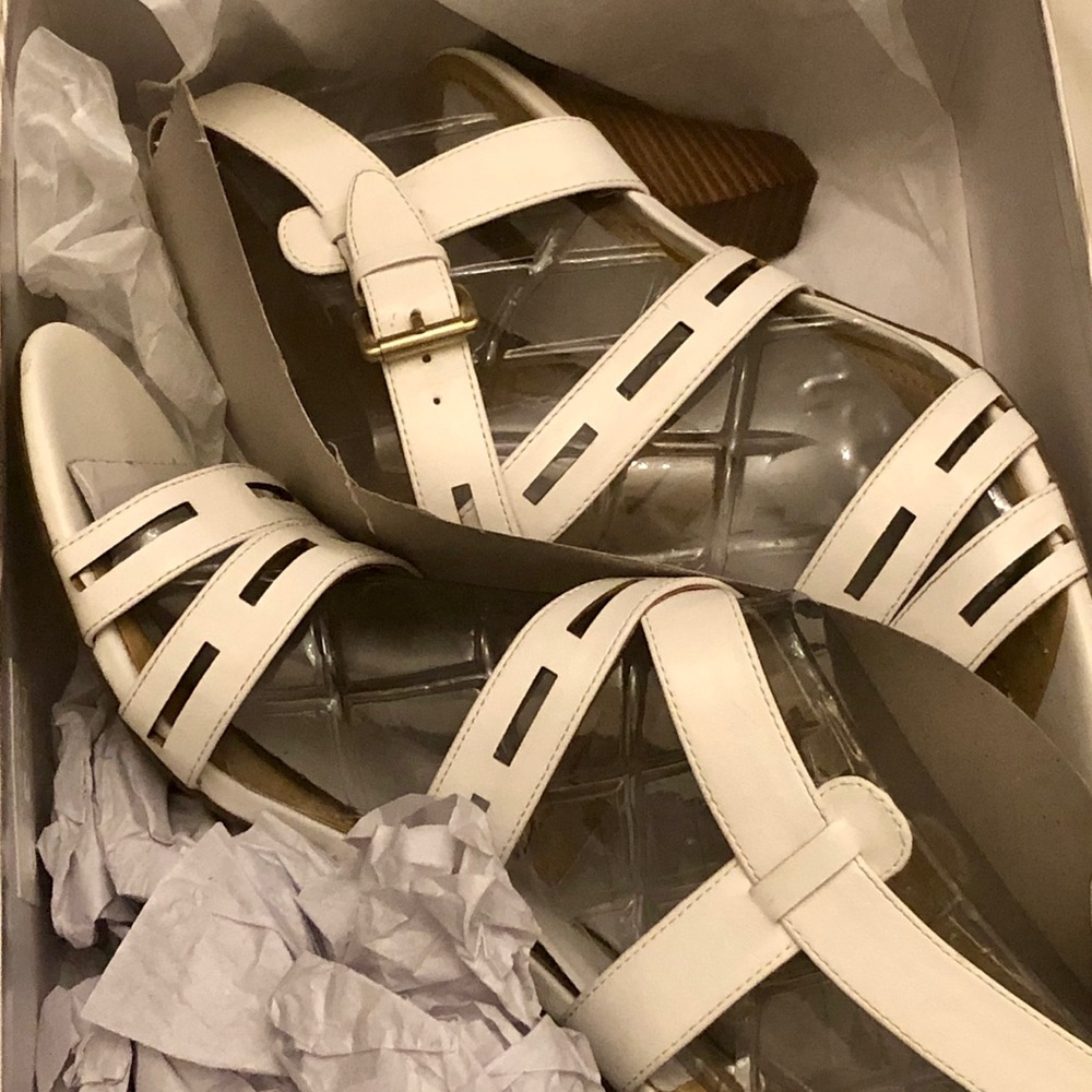 Easy spirit sandals